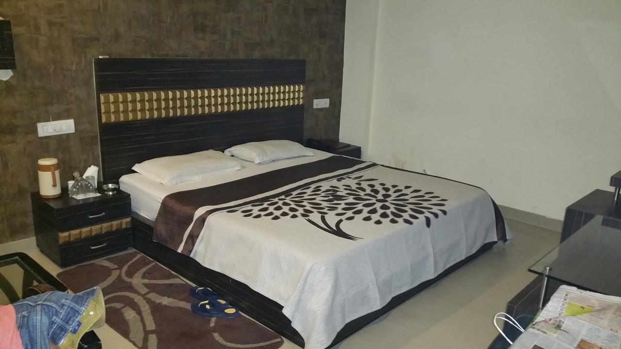 Hotel 9Th Planet Thānesar 외부 사진